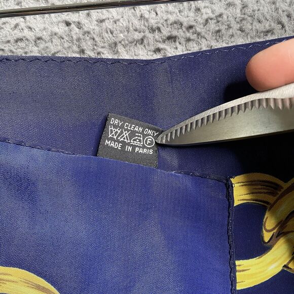 Vintage Chanel 31 Rue Cambon Paris Silk Scarf Navy & Gold Chain Link Design - Picture 3 of 11